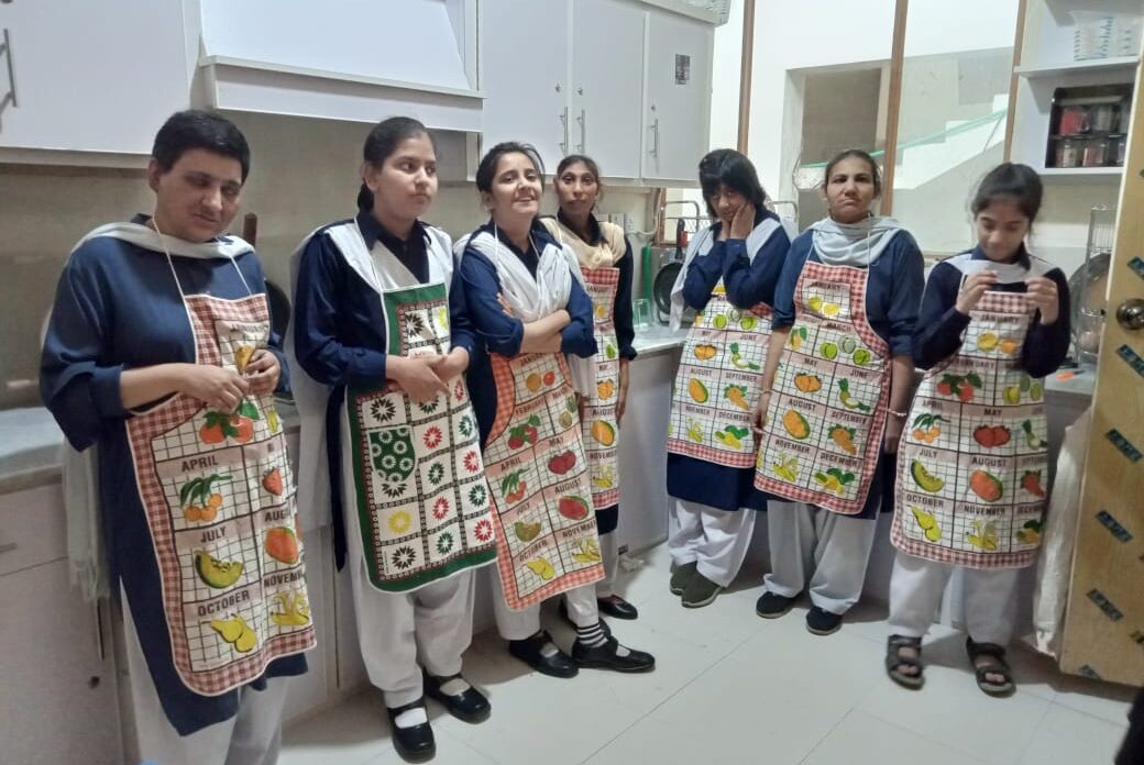 Students with Special needs working in Kitchen